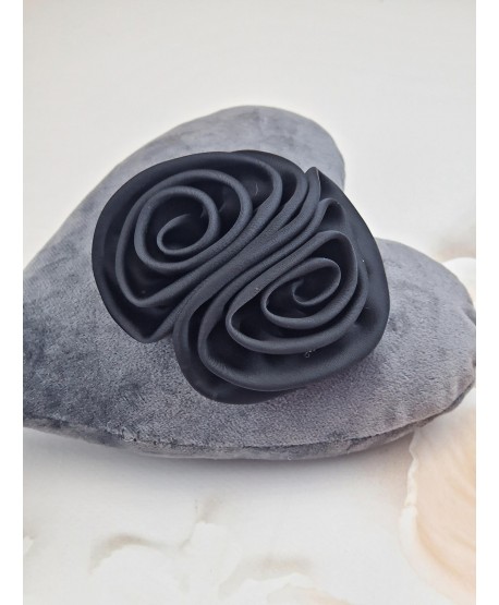 Broszka spinka kwiat podwójna różyczka