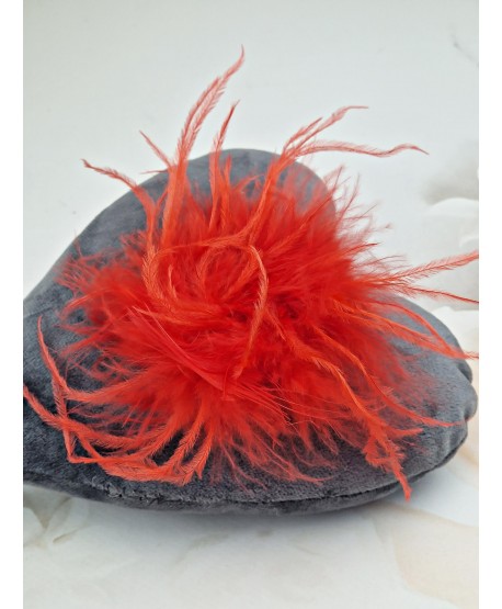 Broszka spinka puszki z piórami