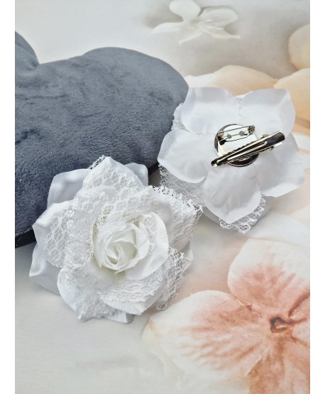 Broszka spinka biały kwiat