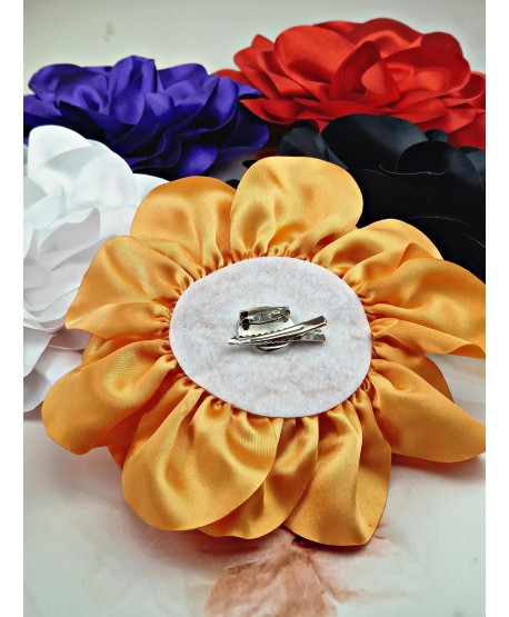 Broszka spinka duży kwiat materiałowy