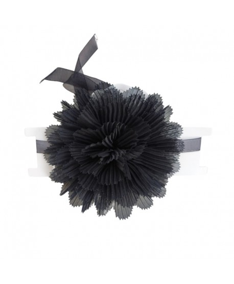 Naszyjnik z czarnym kwiatem wiązany choker