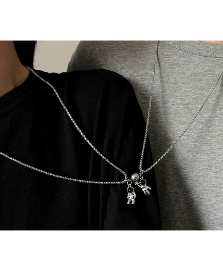 Naszyjniki magnetyczne srebrne kosmonauci best friends