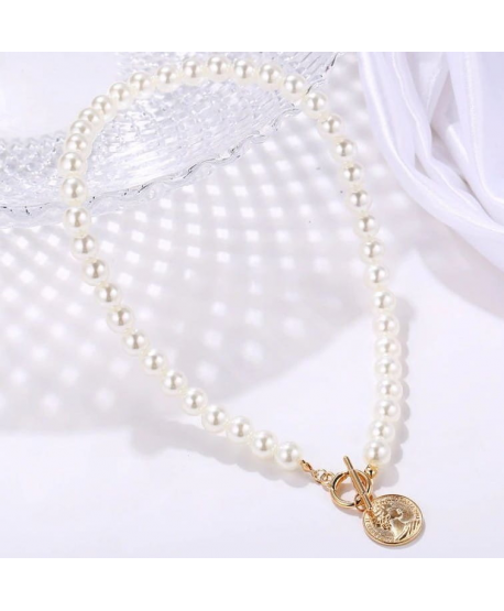 Naszyjnik choker perłowy łańcuch z monetką