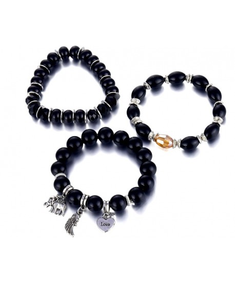 Zestaw czarnych bransoletek z zawieszkami