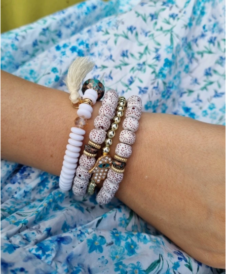 Zestaw koralikowych bransoletek z okiem proroka