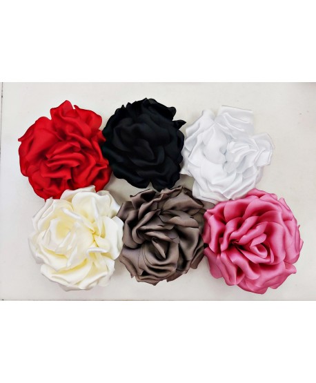 Broszka spinka duży kwiat materiałowy