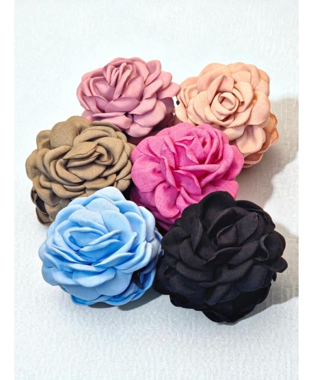 Spinka klamra z materiałowym kwiatem