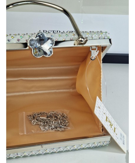 Torebka wizytowa puzderko cyrkoniowa biała