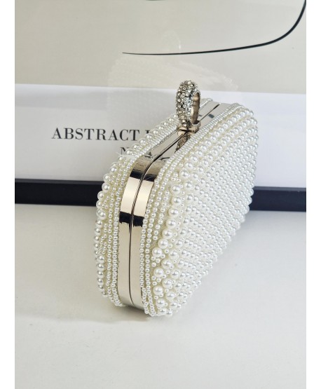 Torebka wizytowa puzderko perełkowa biała