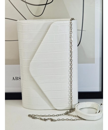 Torebka wizytowa kopertówka złamana biel wężowa skórka