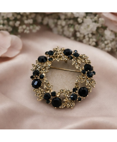 Elegancka broszka w stylu vintage
