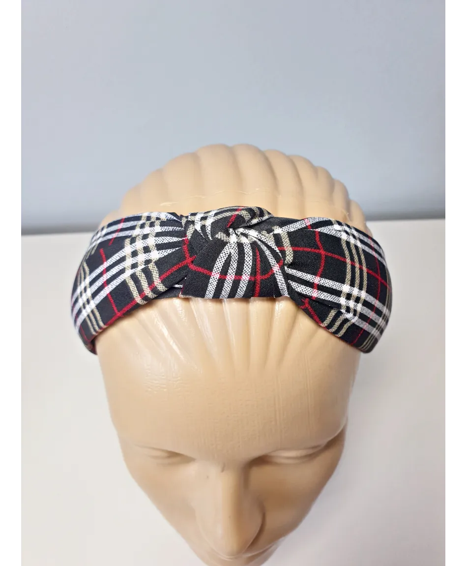 Opaski z węzłem w krateczkę