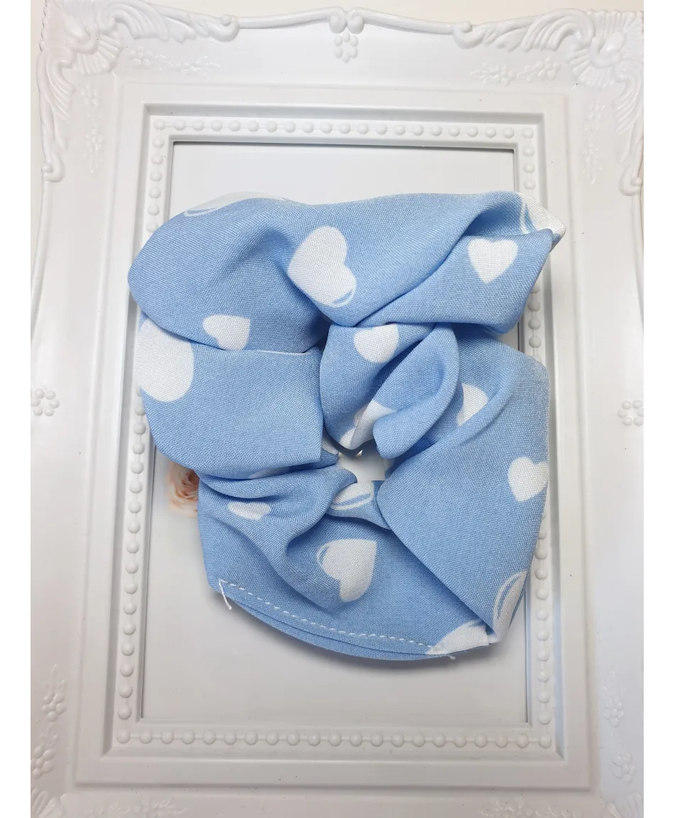 Scrunchie gumka w serduszka