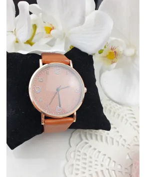 Zegarek damski na brązowym pasku