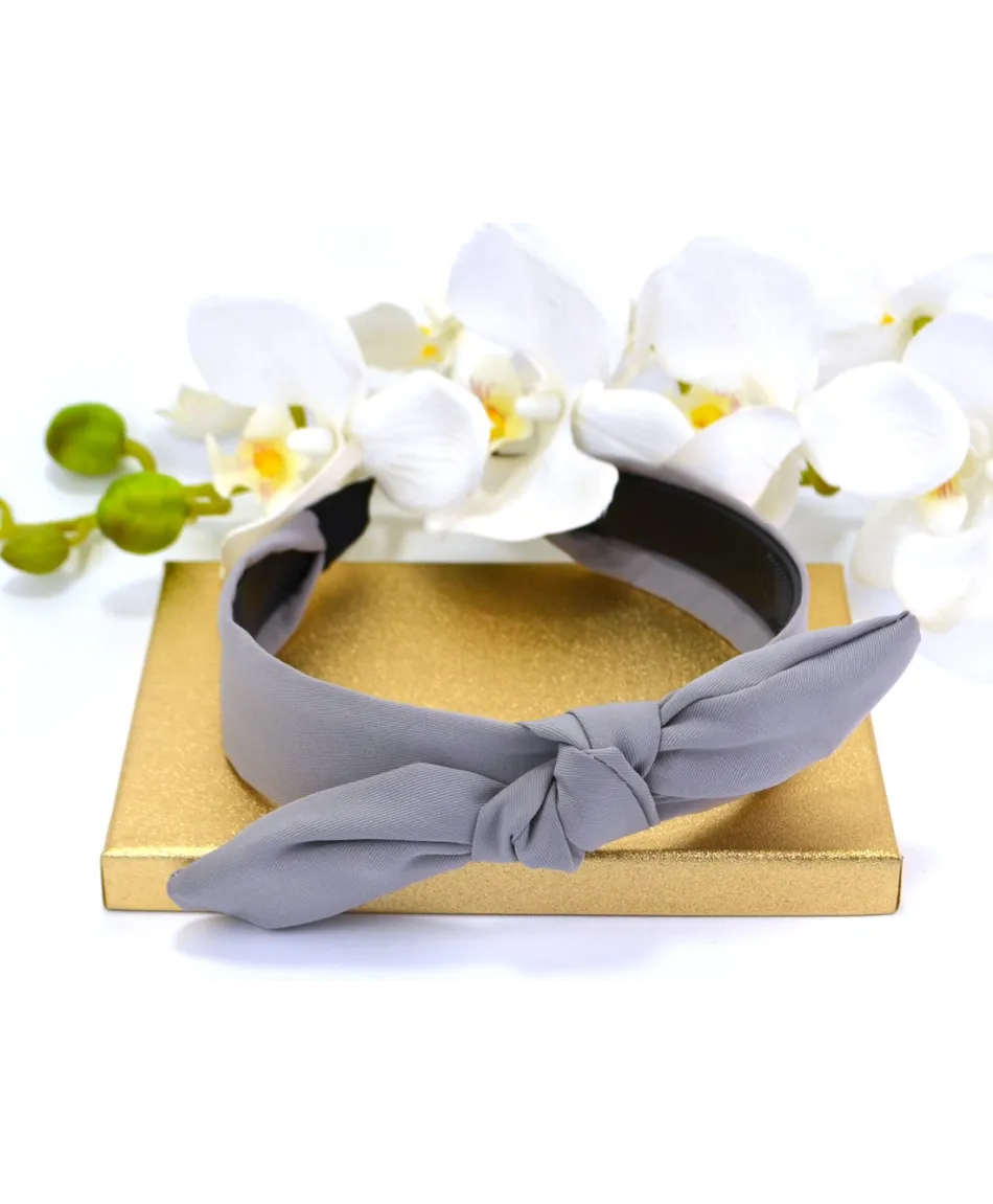 Opaski z węzełkiem i kokardką