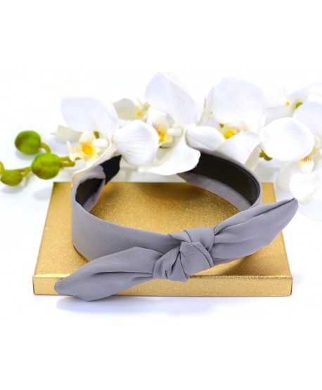 Opaski z węzełkiem i kokardką