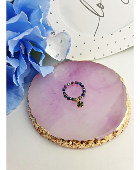 Kolorowe pierścionki koraliki z zawieszkami