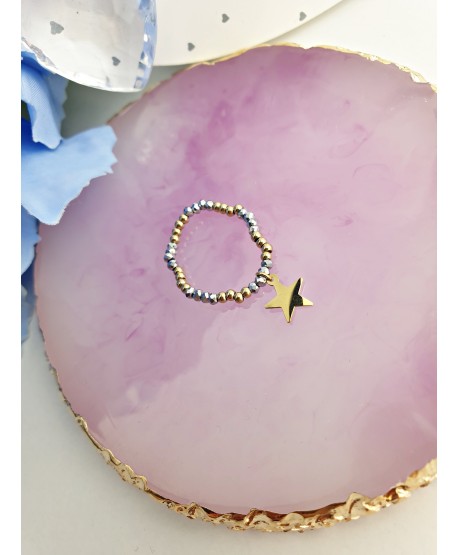 Kolorowe pierścionki koraliki z zawieszkami