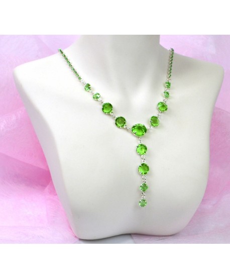 Naszyjnik kryształki w srebrze kolory