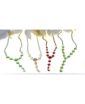 Naszyjnik kryształki w srebrze kolory