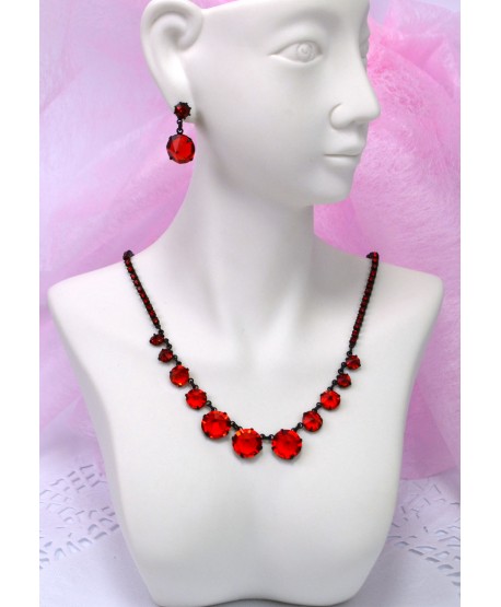 Komplet naszyjnik z kryształków czerwień w czerni